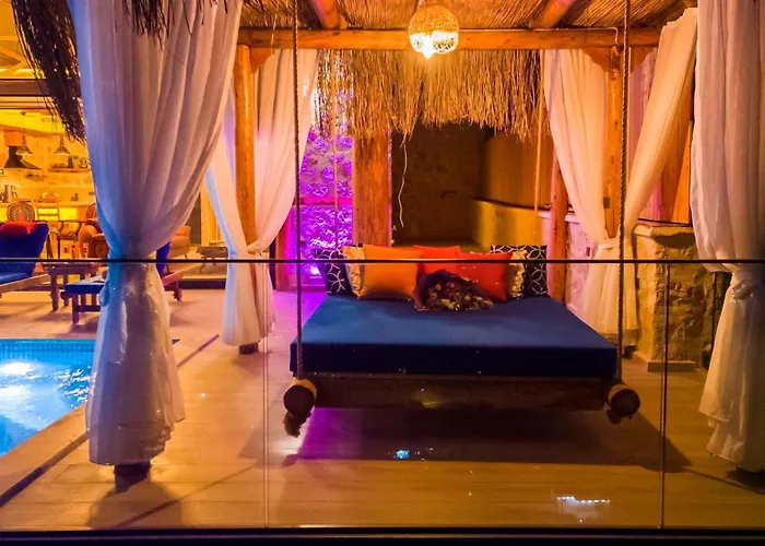 Villa Rustic Perfect For Couples In Kalkan