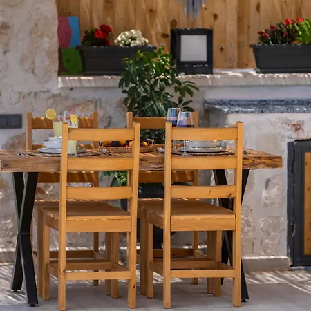 Villa Rustic Perfect For Couples In Kalkan Kas